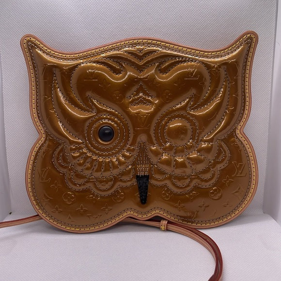 Limited Edition Louis Vuitton Vernis Pochette Conte de Fees Owl