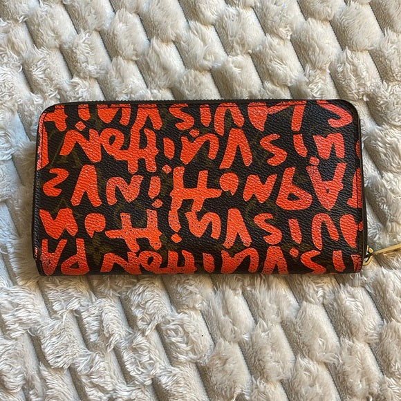 Louis Vuitton Limited Edition Stephen Spouse Orange Graffiti Zippy Wallet