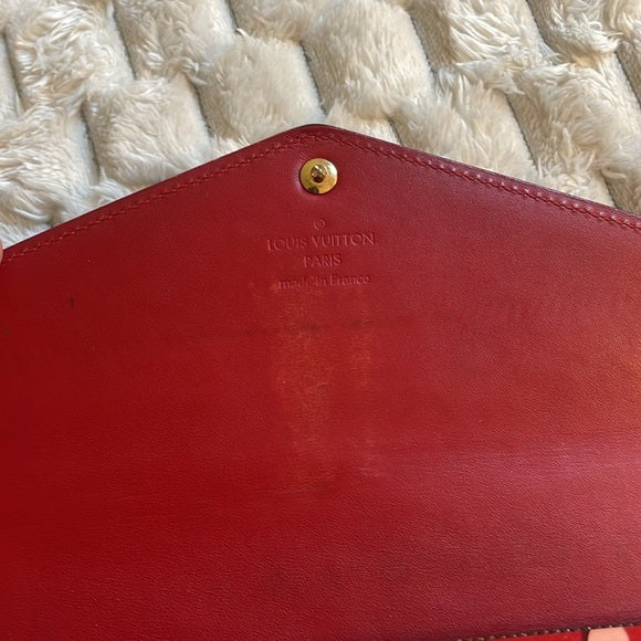 Louis Vuitton Patent Sweet Monogram Sarah Wallet Pomme D'Amour