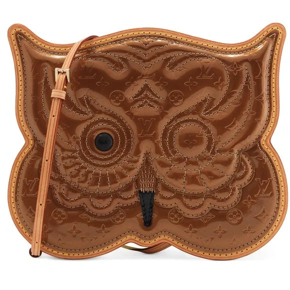 Limited Edition Louis Vuitton Vernis Pochette Conte de Fees Owl