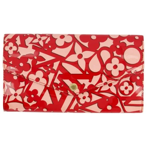 Louis Vuitton Patent Sweet Monogram Sarah Wallet Pomme D'Amour